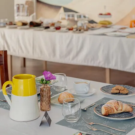 La Dimora - Relais E Bed & Breakfast