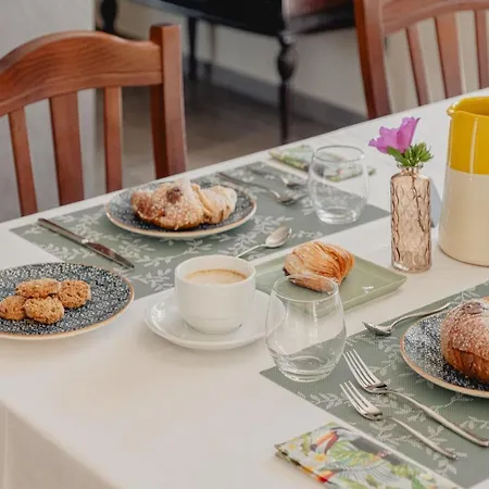 La Dimora - Relais E Bed & Breakfast