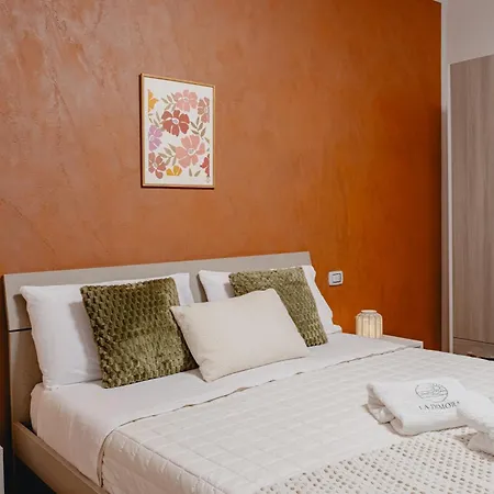 La Dimora - Relais E Bed & Breakfast 3*