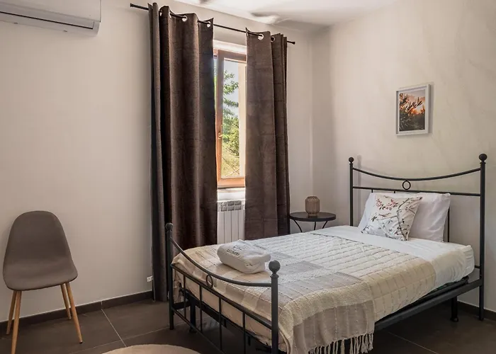 La Dimora - Relais E Bed & Breakfast 3*