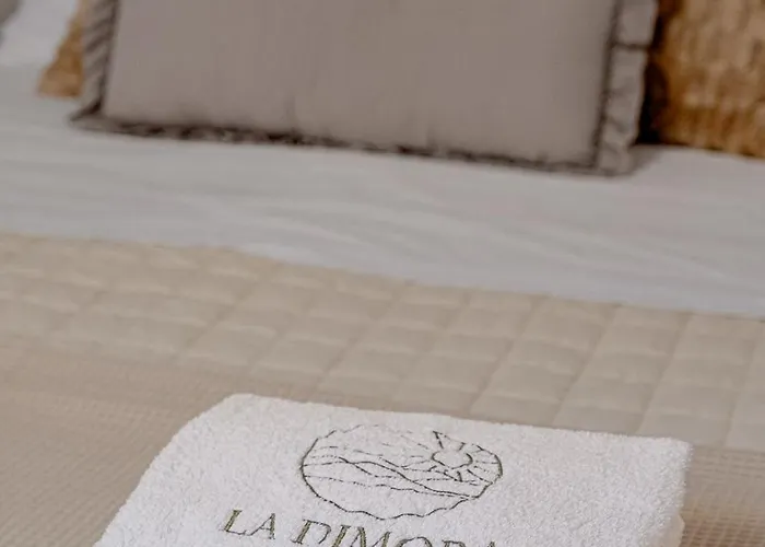 La Dimora - Relais E Bed & Breakfast Postiglione